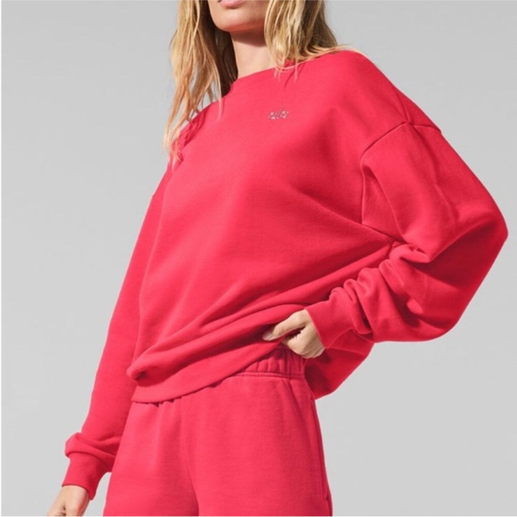 Alo Accolade Crewneck Candy Red
